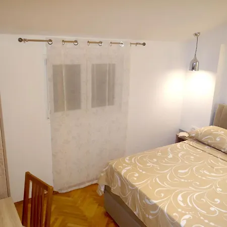 Sea View With Heated Infinity Swimming Pool