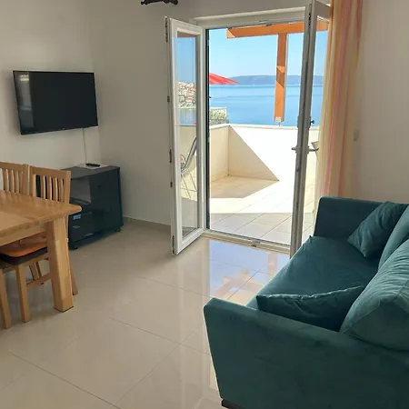 Apartamento Sea View With Heated Infinity Swimming Pool *